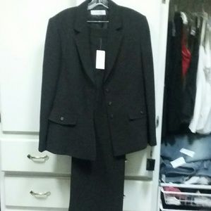 Women's  2 piece Suit